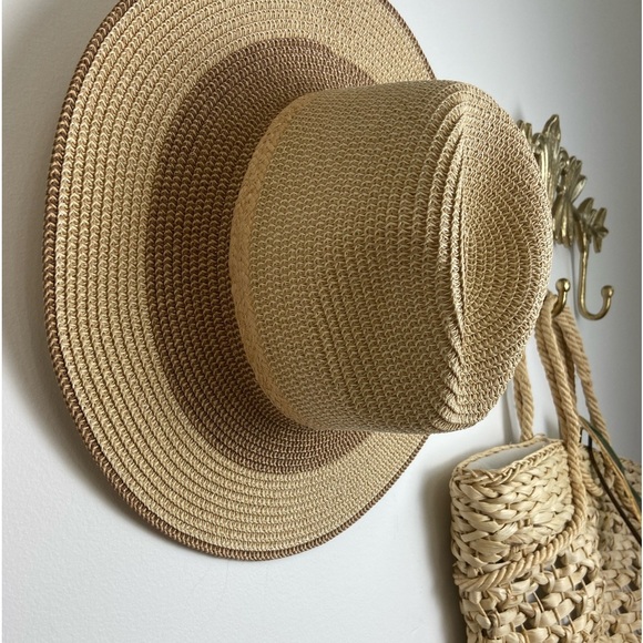 🆕Beautiful woven Panama/Fedora Hat - Picture 3 of 8